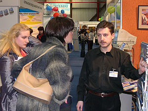 3.jpg (28991 bytes)