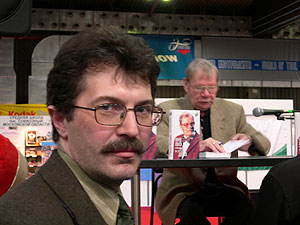 8.jpg (22557 bytes)