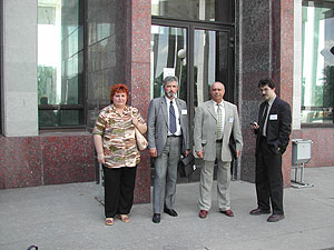 16.jpg (23960 bytes)