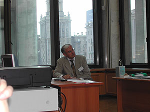 9.jpg (17412 bytes)