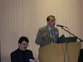 12.jpg (17914 bytes)