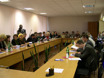 6.jpg (25191 bytes)