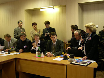 8.jpg (27376 bytes)