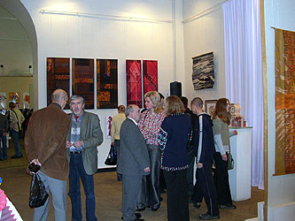 13.jpg (29972 bytes)