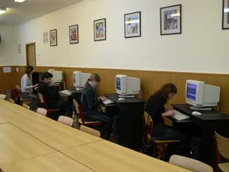 21.jpg (9278 bytes)