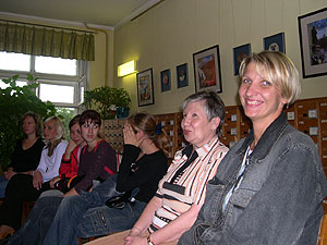9.jpg (25643 bytes)