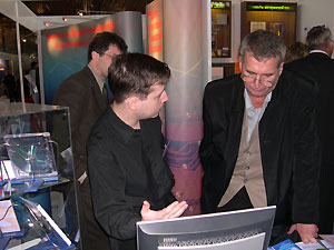10.jpg (22749 bytes)