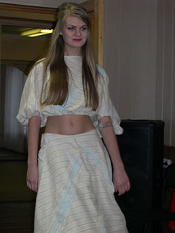 16.jpg (15448 bytes)