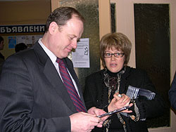 21.jpg (15350 bytes)