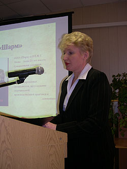 8.jpg (16979 bytes)