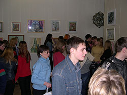 17.jpg (15229 bytes)