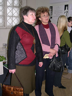 7.jpg (26371 bytes)